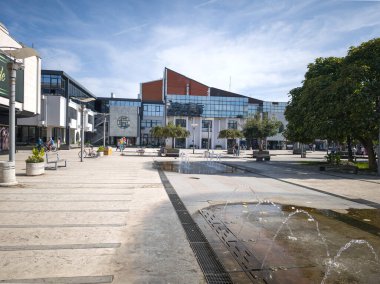 PIROT, SERBIA - 21 Eylül 2024: Güney ve Doğu Sırbistan 'ın Pirot kentinin inanılmaz manzarası