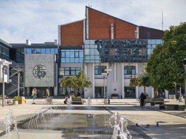 PIROT, SERBIA - 21 Eylül 2024: Güney ve Doğu Sırbistan 'ın Pirot kentinin inanılmaz manzarası