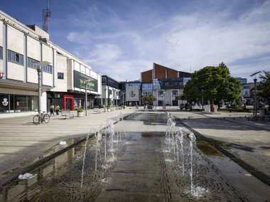 PIROT, SERBIA - 21 Eylül 2024: Güney ve Doğu Sırbistan 'ın Pirot kentinin inanılmaz manzarası