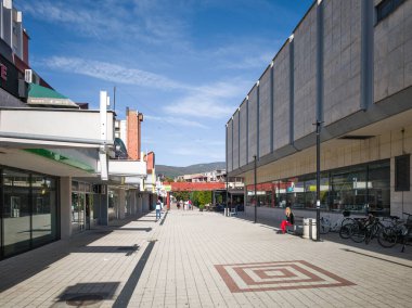 PIROT, SERBIA - 21 Eylül 2024: Güney ve Doğu Sırbistan 'ın Pirot kentinin inanılmaz manzarası