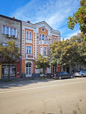 PIROT, SERBIA - 21 Eylül 2024: Güney ve Doğu Sırbistan 'ın Pirot kentinin inanılmaz manzarası