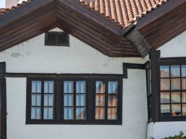 PIROT, SERBIA - 21 Eylül 2024: Güney ve Doğu Sırbistan 'ın Pirot kentinin inanılmaz manzarası