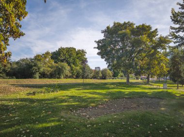 PIROT, SERBIA - 21 Eylül 2024: Güney ve Doğu Sırbistan 'ın Pirot kentinin inanılmaz manzarası