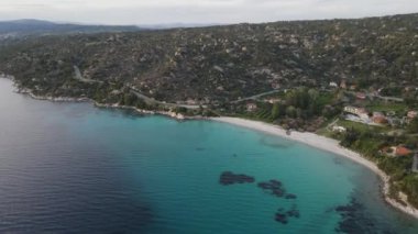 Koviou Sahili yakınlarındaki Sithonia kıyı şeridi, Chalkidiki, Orta Makedonya, Yunanistan