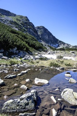 The Dead ve The Fish Lakes, Bulgaristan yakınlarındaki Rila Dağı 'nın İnanılmaz Yaz Manzarası