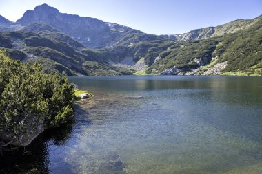 The Dead ve The Fish Lakes, Bulgaristan yakınlarındaki Rila Dağı 'nın İnanılmaz Yaz Manzarası