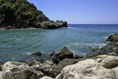 Ammoudia Köyü, Epirus, Yunanistan 'daki Acheron nehrinin ağzının muhteşem manzarası