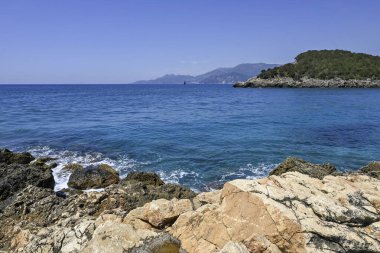 Ammoudia Köyü, Epirus, Yunanistan 'daki Acheron nehrinin ağzının muhteşem manzarası