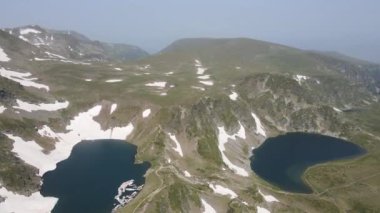 Bulgaristan 'ın Yedi Rila Gölü yakınlarındaki Rila Dağı' nın şaşırtıcı hava manzarası