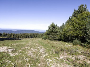 Rila Dağı 'nın Mechit yakınlarındaki muhteşem sonbahar manzarası ve Popova Kapa zirveleri, Bulgaristan