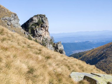 Bulgaristan 'ın Malyovitsa Gölleri yakınlarındaki Rila Dağı' nın şaşırtıcı sonbahar manzarası