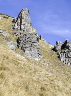 Bulgaristan 'ın Malyovitsa Gölleri yakınlarındaki Rila Dağı' nın şaşırtıcı sonbahar manzarası