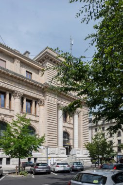 GENEVA, SWitzERLAND - 18 Haziran 2023: Tipik sokak ve İsviçre 'nin Cenevre kentindeki binalar