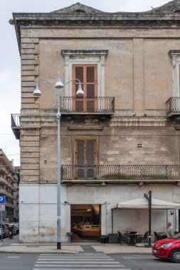 BARI, İtalya - 16 Mayıs 2024: Bari, Apulia Bölgesi, İtalya 'nın Eski Kasabası' nın inanılmaz manzarası