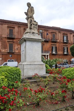 BARI, İtalya - 16 Mayıs 2024: Bari, Apulia Bölgesi, İtalya 'nın Eski Kasabası' nın inanılmaz manzarası