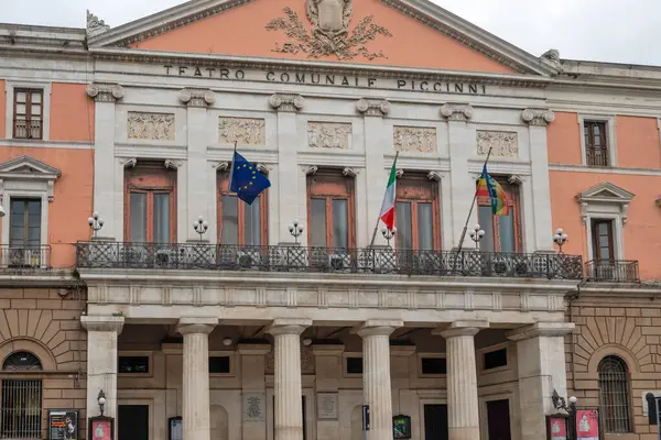 BARI, İtalya - 16 Mayıs 2024: Bari, Apulia Bölgesi, İtalya 'nın Eski Kasabası' nın inanılmaz manzarası