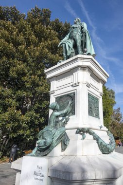 Güzel, FRANCE - 28 Ocak 2024: Nice, Provence Alpes-Cote d 'Azur, Fransa' da tipik sokak ve bina