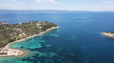 Lagonisi Sahili yakınlarındaki Sithonia kıyı şeridi, Chalkidiki, Orta Makedonya, Yunanistan