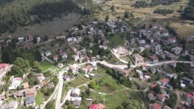 Bulgaristan 'ın Filibe Bölgesi, Otantik 19. yüzyıl evleriyle Lilkovo Köyü' nün inanılmaz manzarası