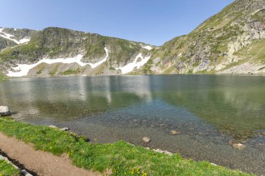 Bulgaristan 'ın Yedi Rila Gölü yakınlarındaki Rila Dağı' nın Şaşırtıcı Panoraması