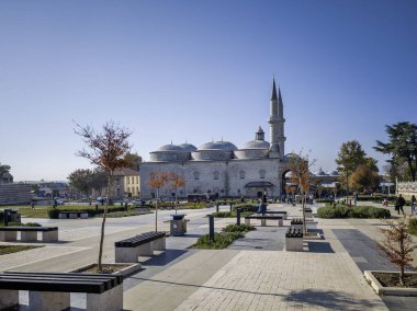 EDIRNE, TURKEY - Kasım 02, 2024: Edirne şehir merkezinin panoramik manzarası, Doğu Trakya, Türkiye