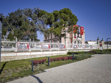 EDIRNE, TURKEY - Kasım 02, 2024: Edirne şehir merkezinin panoramik manzarası, Doğu Trakya, Türkiye