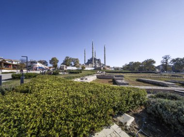 EDIRNE, TURKEY - Kasım 02, 2024: Edirne şehir merkezinin panoramik manzarası, Doğu Trakya, Türkiye