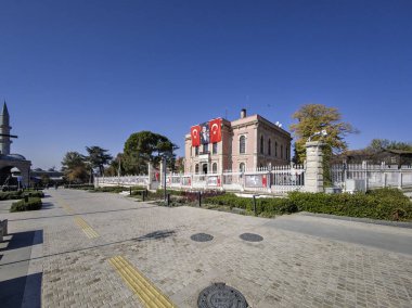 EDIRNE, TURKEY - Kasım 02, 2024: Edirne şehir merkezinin panoramik manzarası, Doğu Trakya, Türkiye