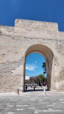 LECCE, İtalya - 12 Mayıs 2024: İtalya 'nın Apulia Bölgesi' ndeki Eski Lecce kasabasının muhteşem manzarası