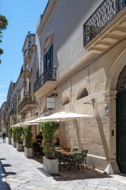 LECCE, İtalya - 12 Mayıs 2024: İtalya 'nın Apulia Bölgesi' ndeki Eski Lecce kasabasının muhteşem manzarası