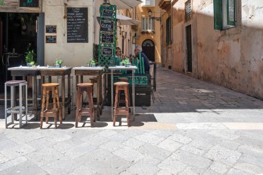 LECCE, İtalya - 12 Mayıs 2024: İtalya 'nın Apulia Bölgesi' ndeki Eski Lecce kasabasının muhteşem manzarası