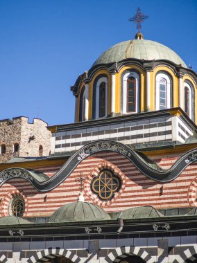 Bulgaristan 'ın Kyustendil Bölgesi, Rila (Rila Manastırı) Ortodoks Manastırı' nın sonbahar manzarası