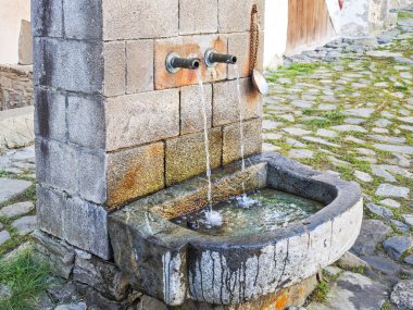 Bulgaristan 'ın Kyustendil Bölgesi, Rila (Rila Manastırı) Ortodoks Manastırı' nın sonbahar manzarası