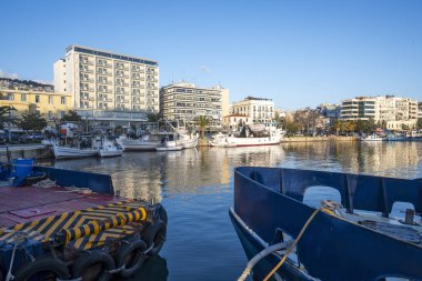KAVALA, GREECE - 26 Aralık 2023: Kavala, Doğu Makedonya ve Trakya 'nın İnanılmaz Günbatımı Panoraması, Yunanistan
