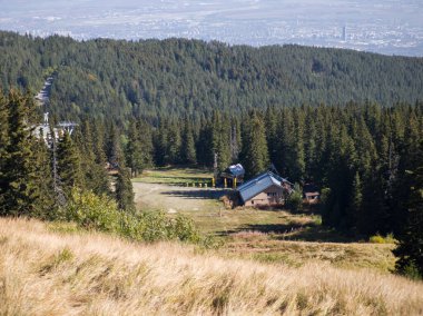 Bulgaristan 'ın Vitosha Dağı' nın şaşırtıcı sonbahar manzarası