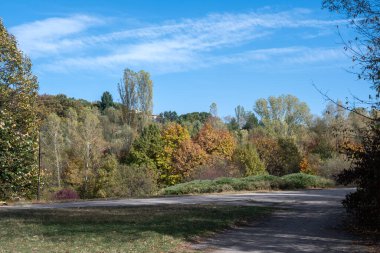 Bulgaristan 'ın Sofya kentindeki South Park' ın Muhteşem Sonbahar Manzarası