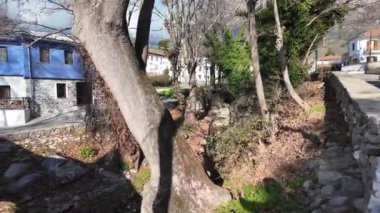 Kavala, Doğu Makedonya ve Yunanistan 'ın Trakya kenti yakınlarındaki Moustheni köyündeki eski ev
