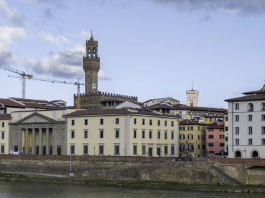 FLORENCE, İtalya - 05 Aralık 2024: Floransa, Toskana Bölgesi, İtalya 'da Palazzo Vecchio
