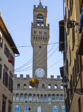 FLORENCE, İtalya - 05 Aralık 2024: Floransa, Toskana Bölgesi, İtalya 'da Palazzo Vecchio