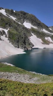 Bulgaristan 'ın Yedi Rila Gölü yakınlarındaki Rila Dağı' nın muhteşem manzarası