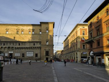 BOLOGNA, İtalya - 07 Aralık 2024: Bologna şehir merkezi Panorama, Emilia-Romagna, İtalya
