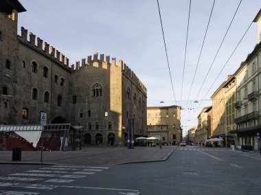 BOLOGNA, İtalya - 07 Aralık 2024: Bologna şehir merkezi Panorama, Emilia-Romagna, İtalya