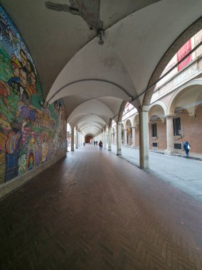 BOLOGNA, İtalya - 07 Aralık 2024: Bologna şehir merkezi Panorama, Emilia-Romagna, İtalya