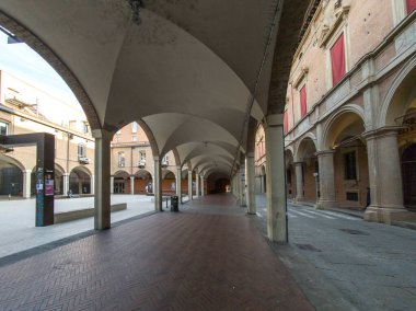 BOLOGNA, İtalya - 07 Aralık 2024: Bologna şehir merkezi Panorama, Emilia-Romagna, İtalya