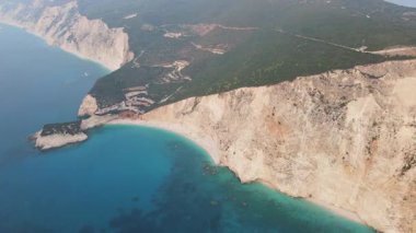 Lefkada, İyon Adaları 'nın kıyı şeridinin şaşırtıcı Hava Günbatımı manzarası, Yunanistan