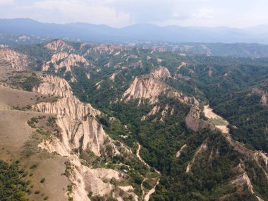Bulgaristan 'ın Blagoevgrad bölgesinin tarihi Melnik kasabasının hava manzarası