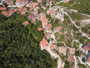 Bulgaristan 'ın Blagoevgrad bölgesinin tarihi Melnik kasabasının hava manzarası