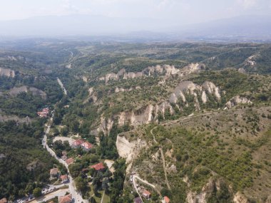 Bulgaristan 'ın Blagoevgrad bölgesinin tarihi Melnik kasabasının hava manzarası