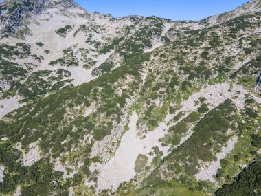 Bulgaristan 'ın Banderitsa Bölgesi yakınlarındaki Pirin Dağı' nın şaşırtıcı hava manzarası