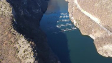 Krichim Reservoir, Rhodopes Dağı, Filibe Bölgesi, Bulgaristan 'ın Hava Kış Manzarası